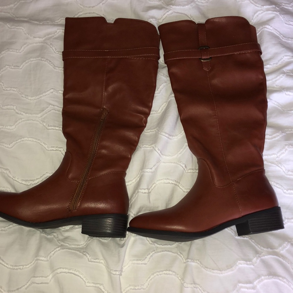 Talk brown boots